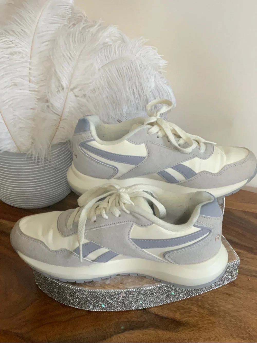 Reebok Women's Cream and Light Gray Retro Runner Sneakers